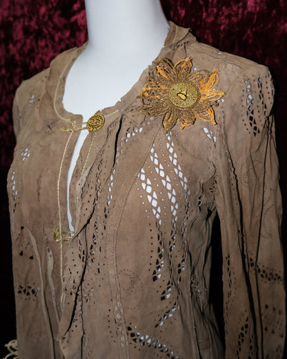 [Italy] Desert Nomad’s Sun-Kissed Jacket