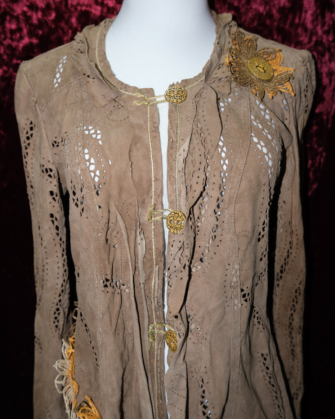 [Italy] Desert Nomad’s Sun-Kissed Jacket