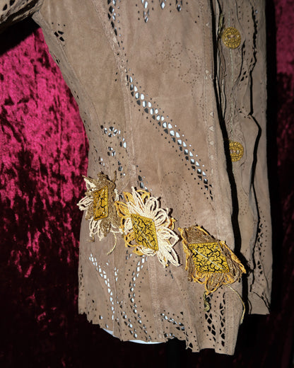 [Italy] Desert Nomad’s Sun-Kissed Jacket