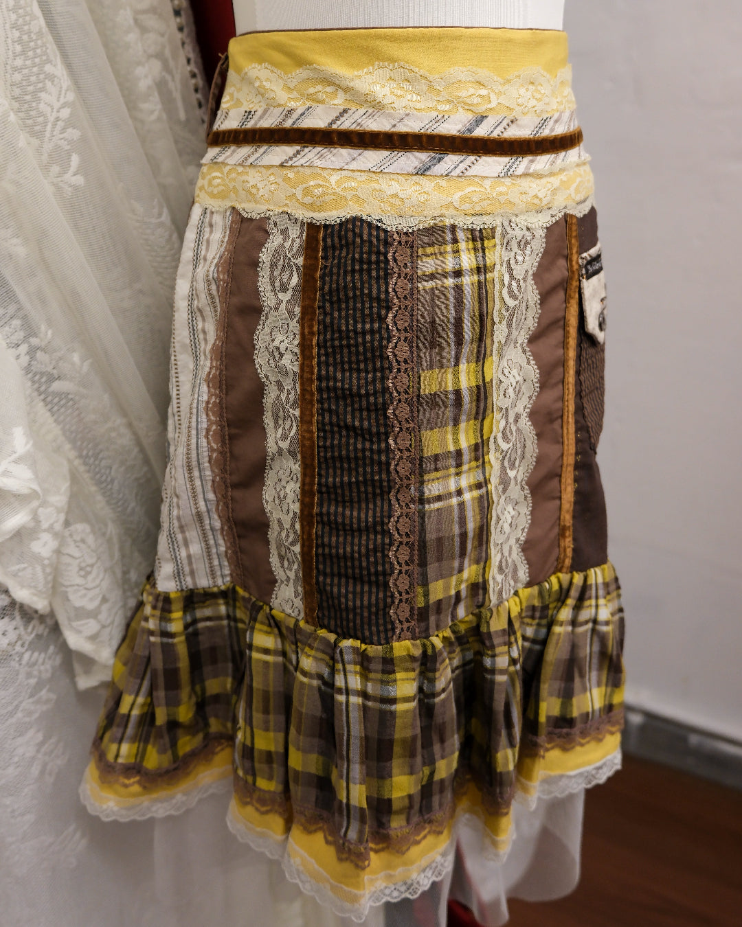 [Paris] Des filles à la vanille Butter Patchwork Skirt