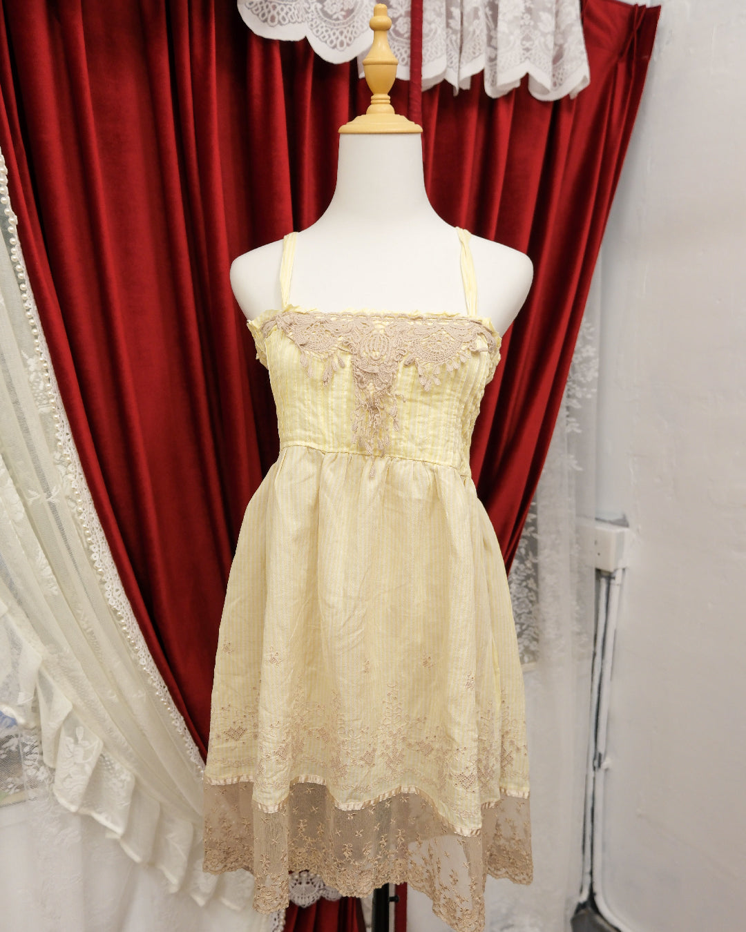 Axes Femme Victorian Cream Camisole