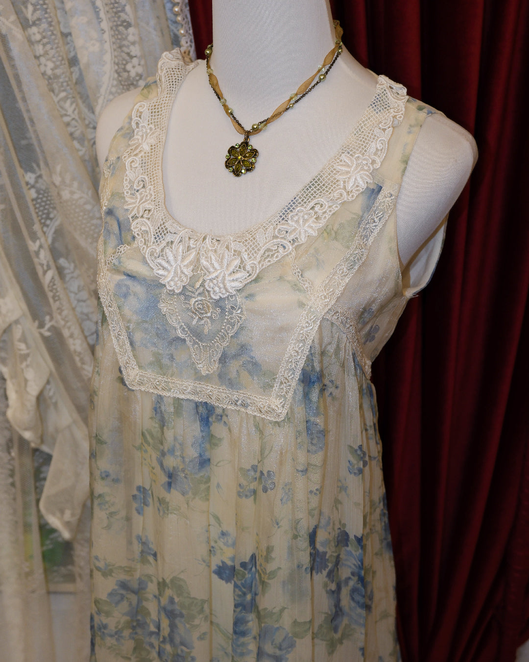 Axes femme Aqua Floral Top