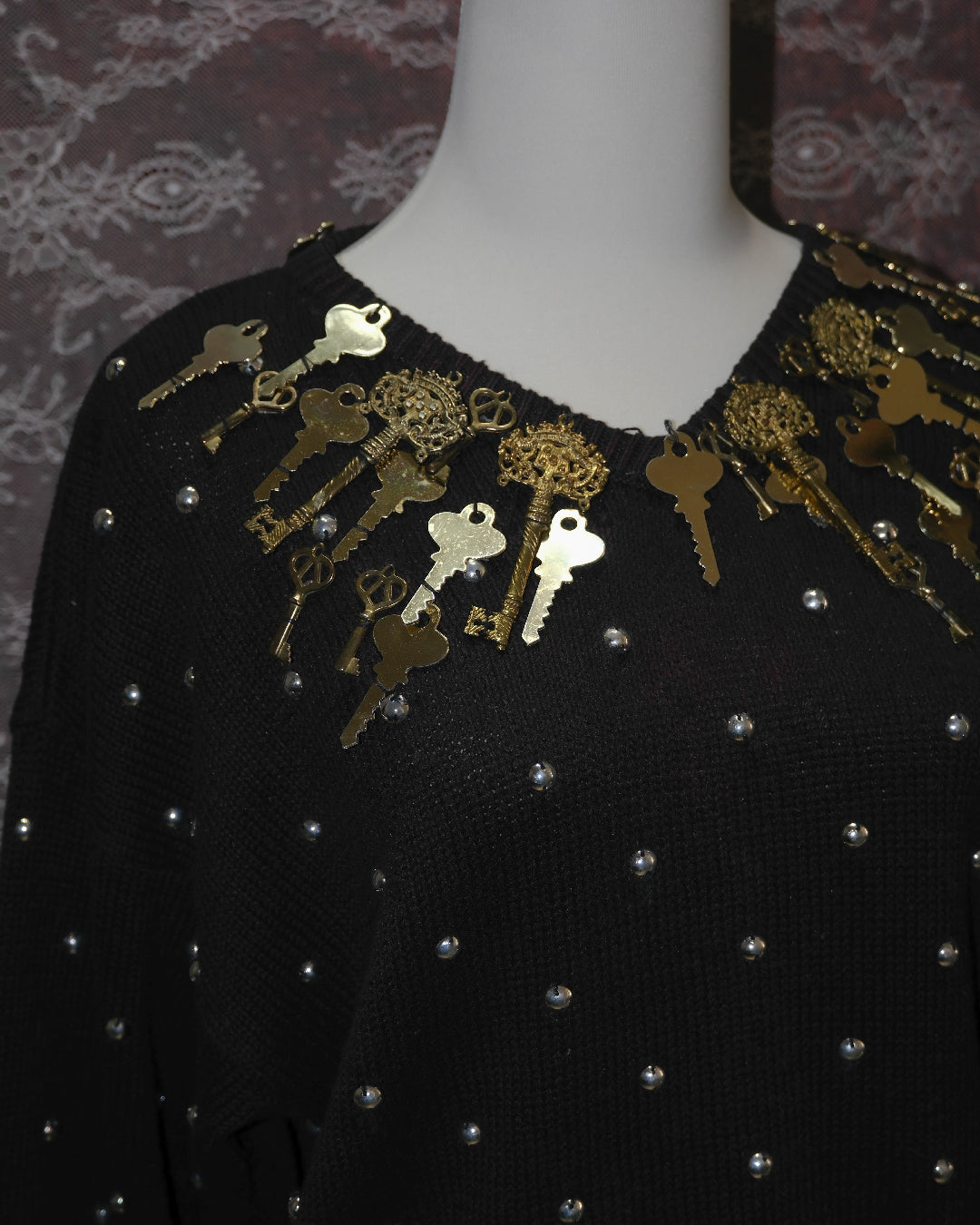 [Macau] Bonnie Boerer Key Sweater