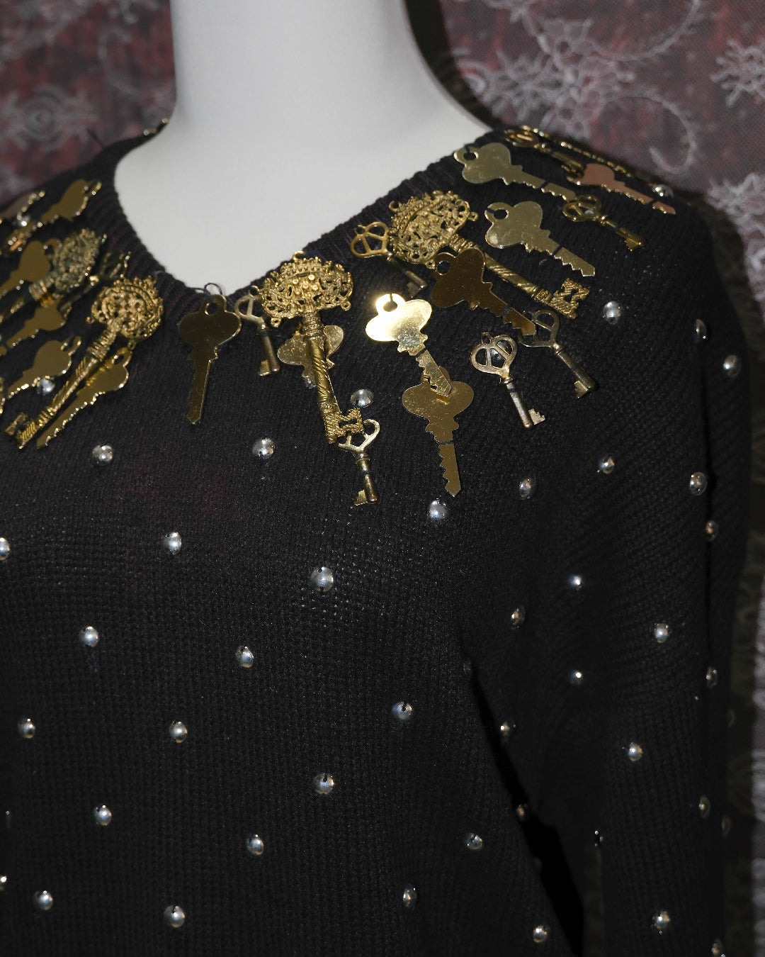 [Macau] Bonnie Boerer Key Sweater